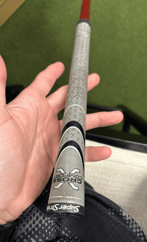 Trade in Sim 2 Max 10.5 Driver Senior Flex RH - Image 5
